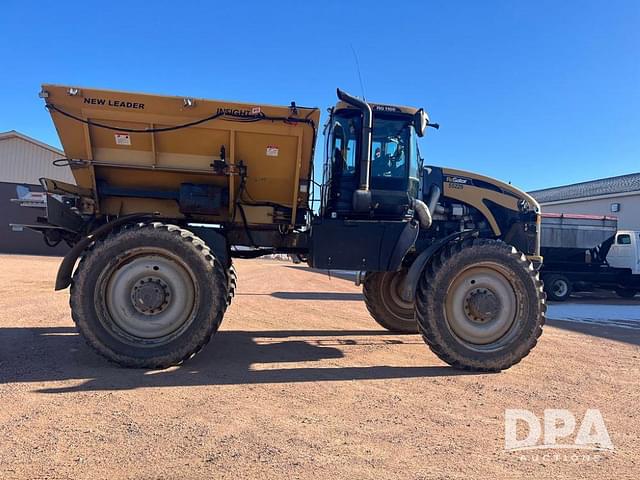 Image of RoGator RG1100 equipment image 4