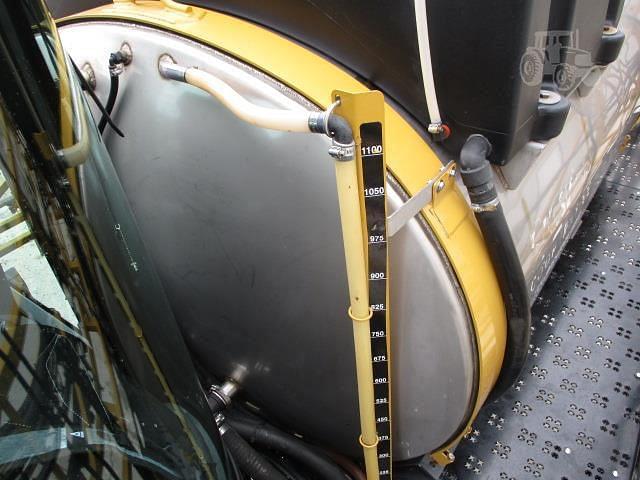 Main image RoGator RG1100 13