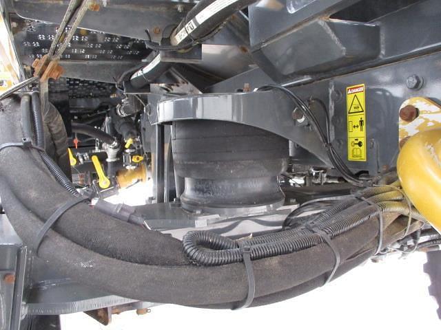Main image RoGator RG1100 49