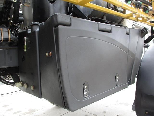 Main image RoGator RG1100 59
