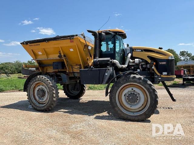 Image of RoGator RG1100 equipment image 1