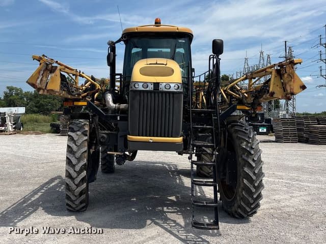 Image of RoGator RG1100 equipment image 1