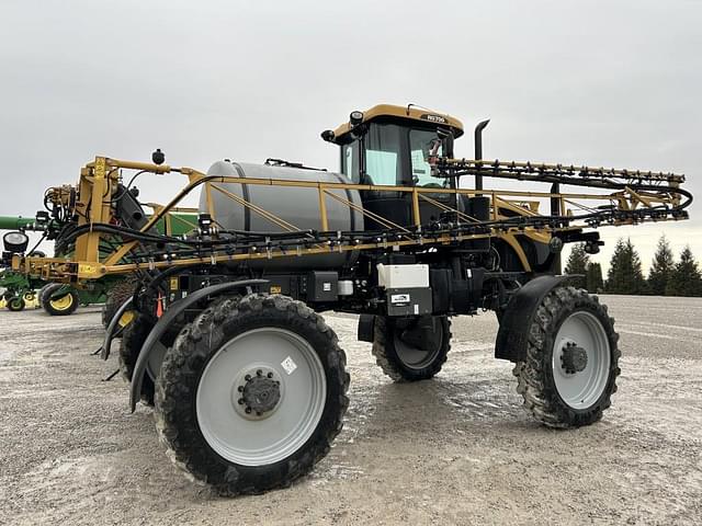 Image of RoGator RG700 equipment image 4