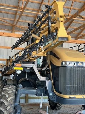 2014 RoGator RG700 Image