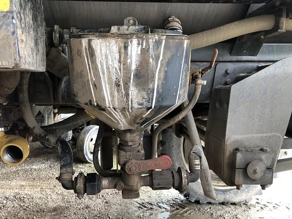 Main image RoGator RG900 5