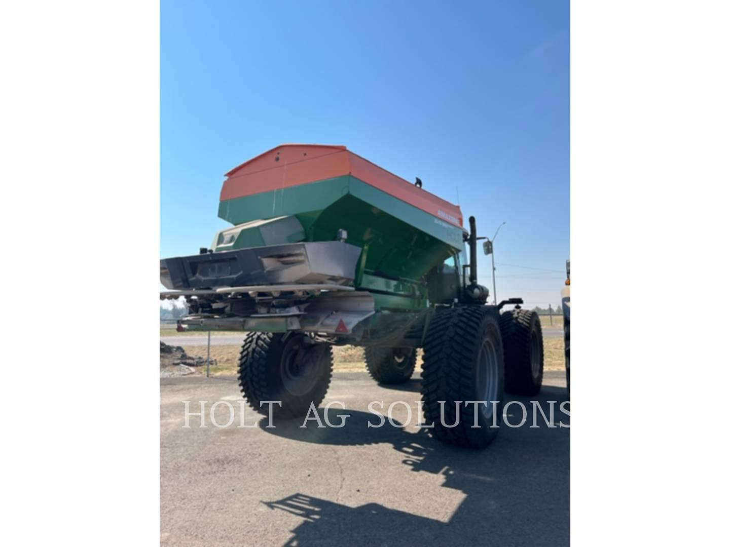 Main image RoGator RG900 7