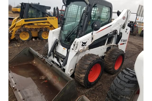 Image of Bobcat S570 equipment image 2