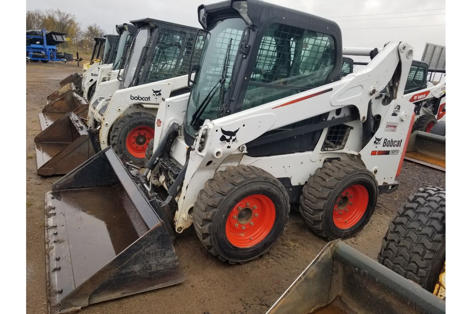 Bobcat S590 Equipment Image0