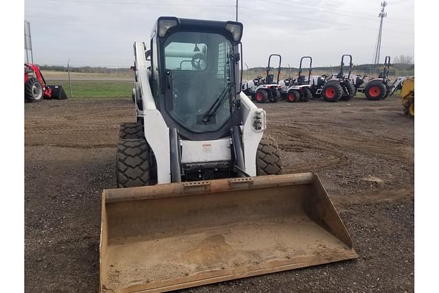 Image of Bobcat S750 equipment image 1