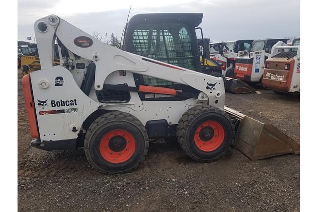 Image of Bobcat S750 equipment image 2