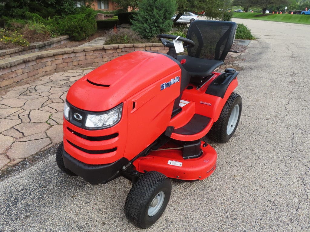 2014 Simplicity Broadmoor 22 Equipment Image0