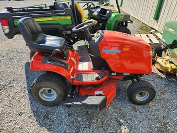 Main image Simplicity Regent EX