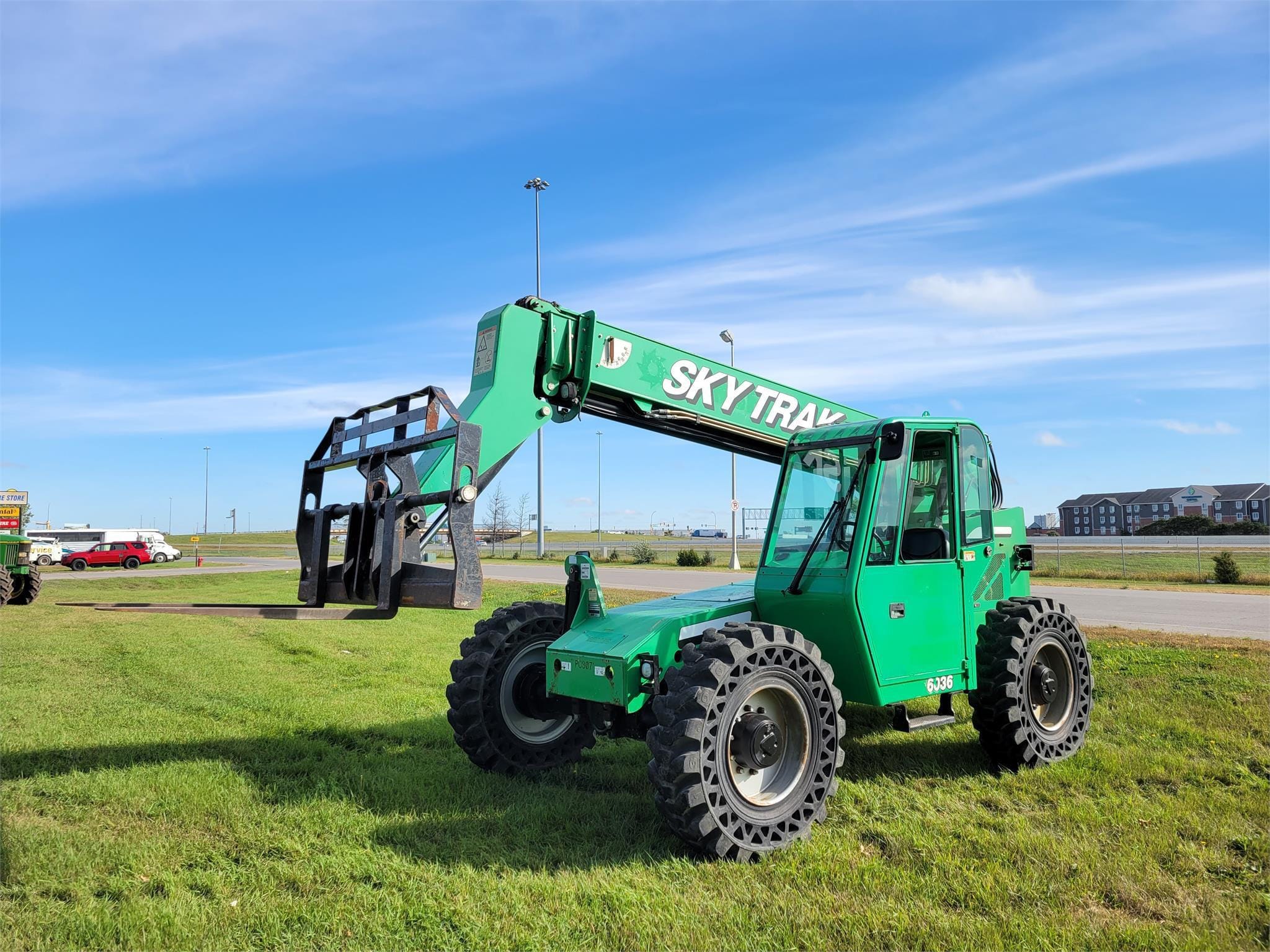 Main image Skytrak 6036