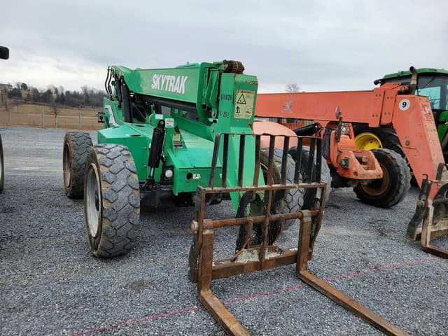 Image of Skytrak 6036 equipment image 2