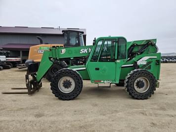 Main image Skytrak 6042