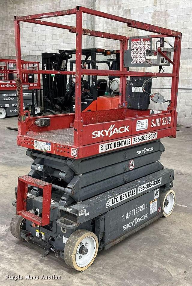 Image of Sky Jack SJIII3219 equipment image 4
