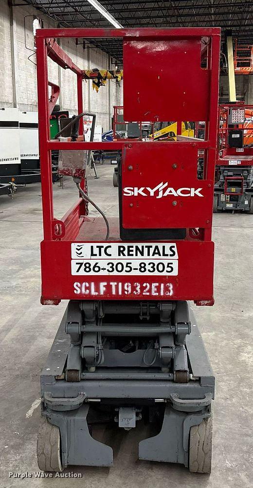 Image of Sky Jack 3219 equipment image 1
