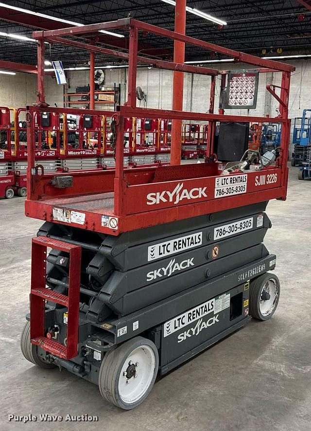 Image of Sky Jack 3226 equipment image 4