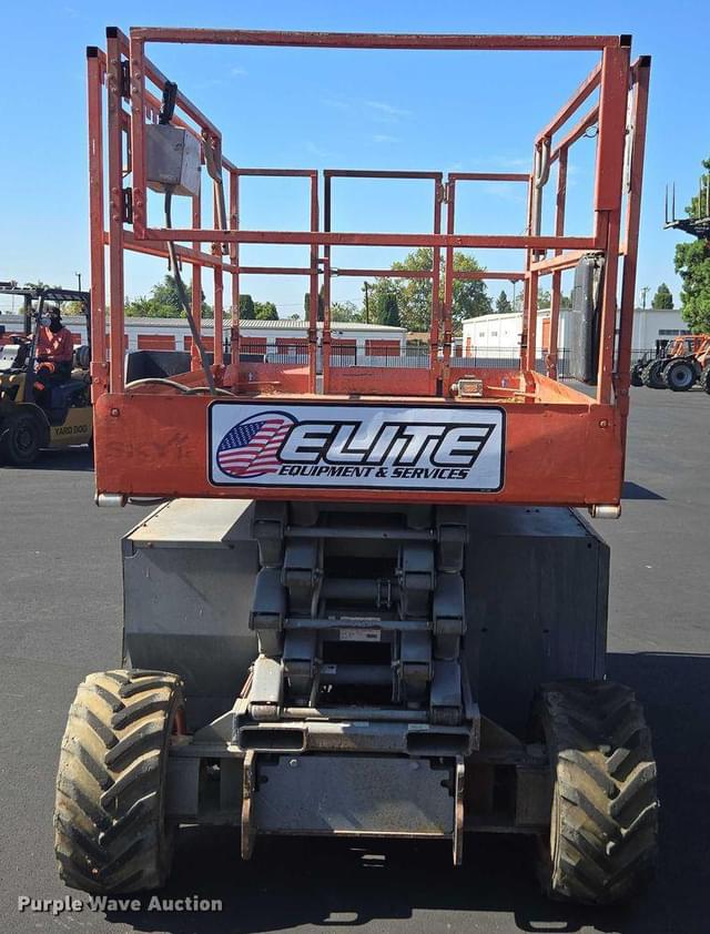 Image of Sky Jack SJ6832RT equipment image 1