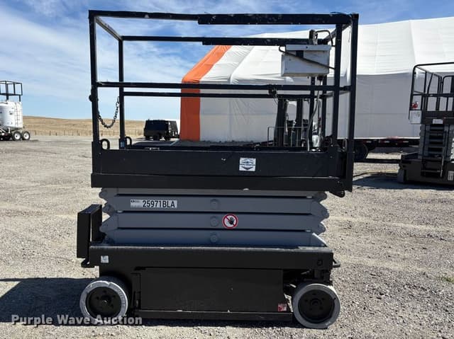 Image of Sky Jack SJIII3219 equipment image 3