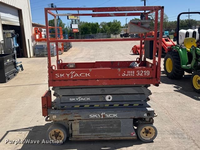 Image of Sky Jack SJIII3219 equipment image 3