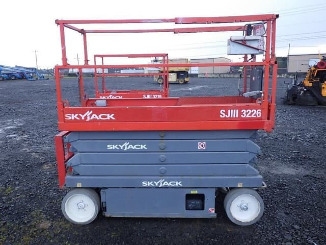 Image of Sky Jack SJIII3226 equipment image 3