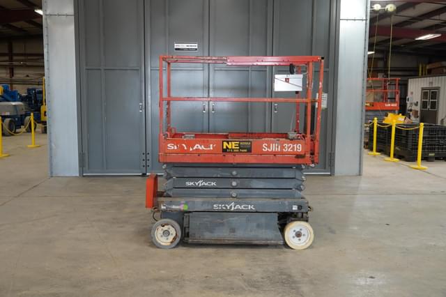 Image of Sky Jack SJIII3219 equipment image 4