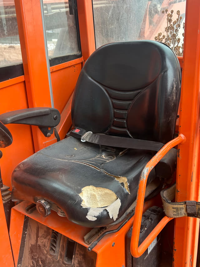 Image of Skytrak 10054 equipment image 3