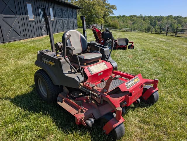 Image of Snapper Pro S200XT equipment image 2