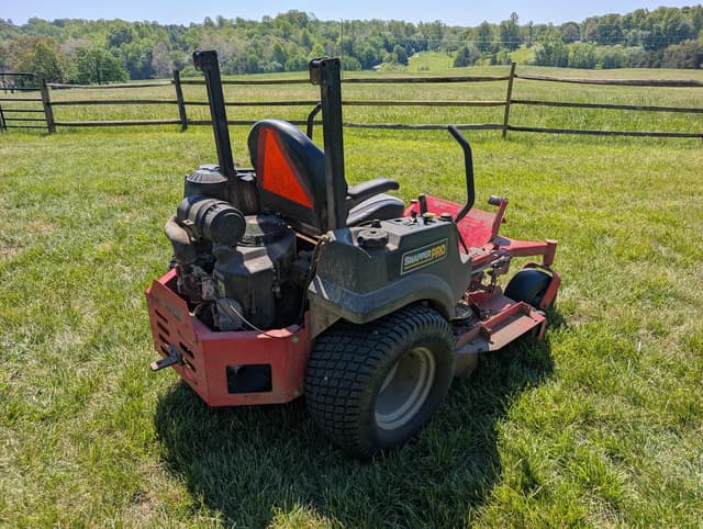 Image of Snapper Pro S200XT equipment image 4