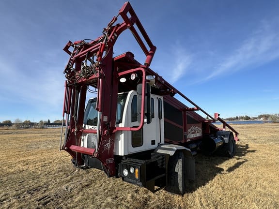 2014 Stinger Stacker 6500 Equipment Image0