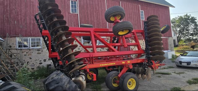 Image of Sunflower 1435-26 equipment image 3