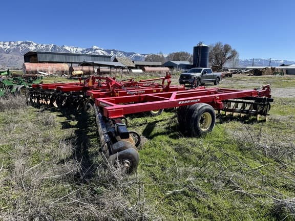 Image of Sunflower 1435 equipment image 3