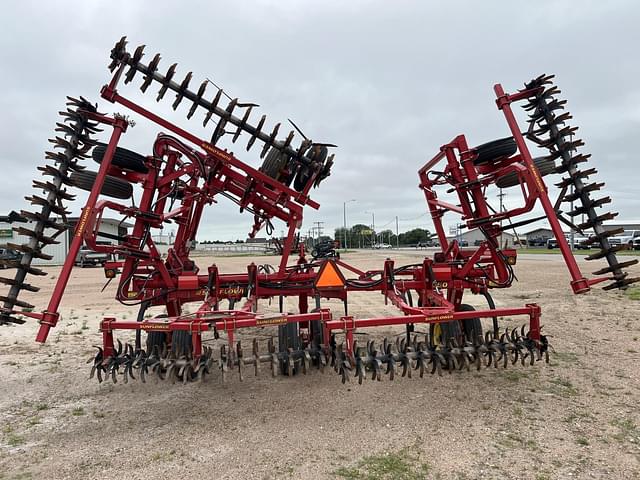 Image of Sunflower 3050 equipment image 3