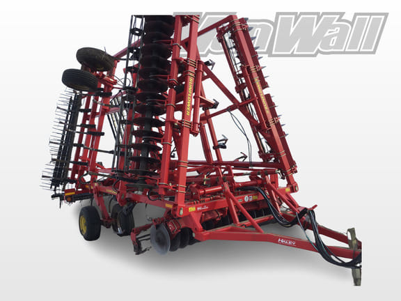 2014 Sunflower 6333 Equipment Image0