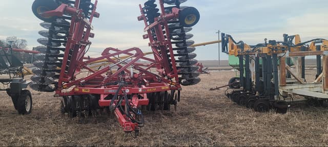 Image of Sunflower 6630 equipment image 1