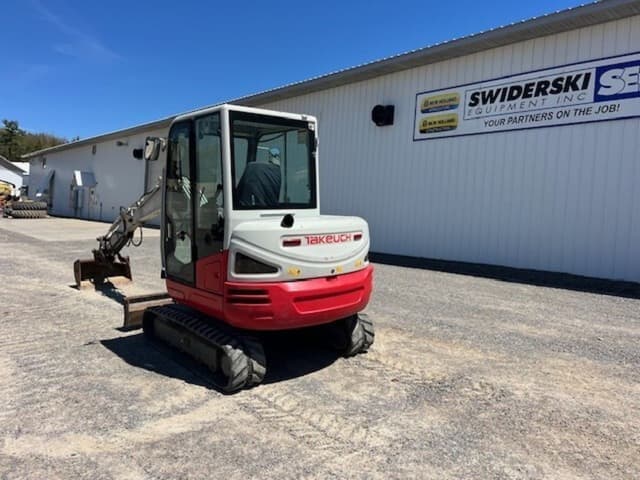 Image of Takeuchi TB240 equipment image 2
