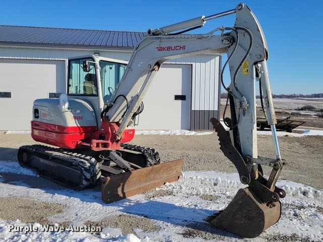 Image of Takeuchi TB260 equipment image 2