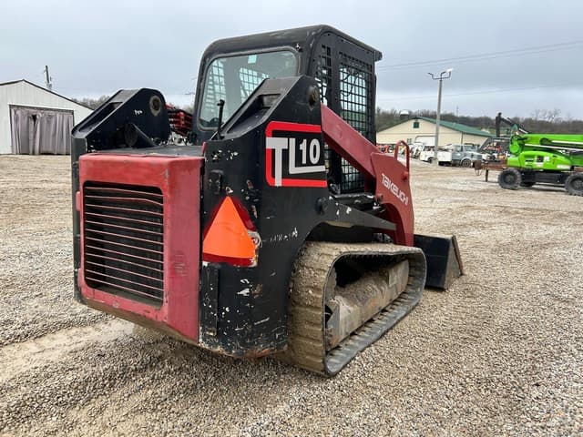 Image of Takeuchi TL10 equipment image 3