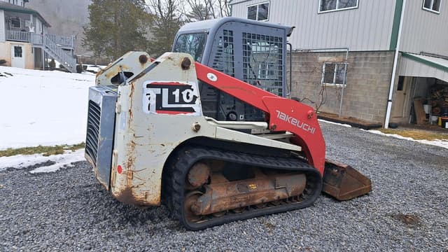 Image of Takeuchi TL10 equipment image 4