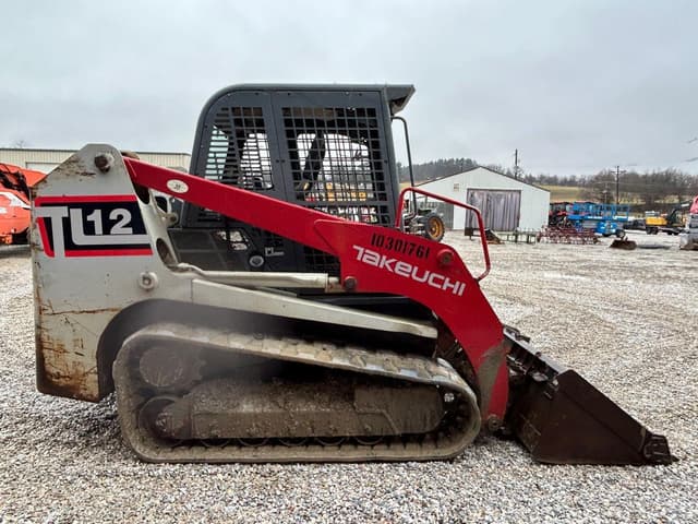Image of Takeuchi TL12 equipment image 4