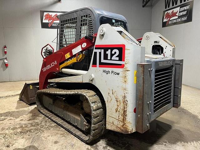 Image of Takeuchi TL12 equipment image 2