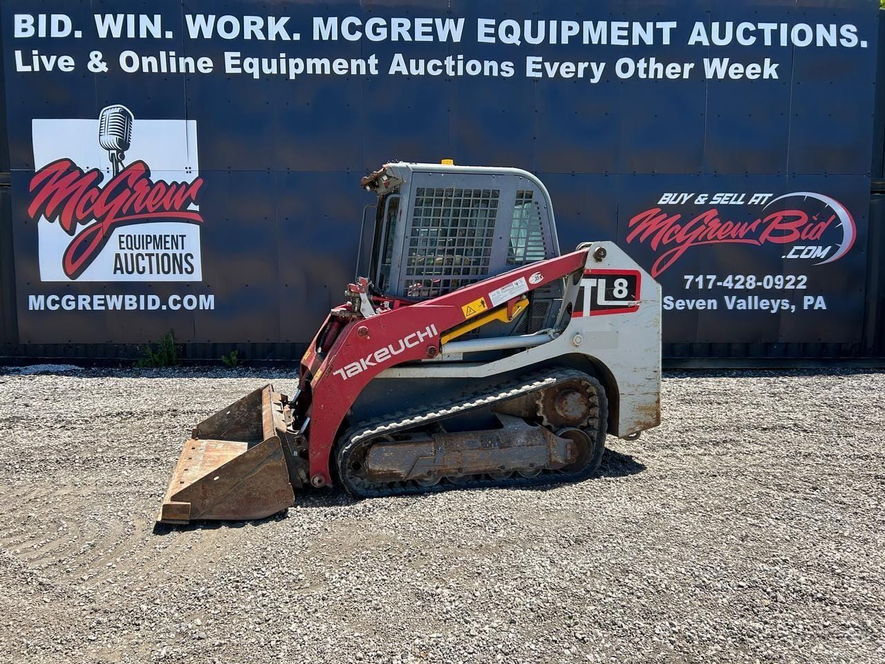 2014 Takeuchi TL8 Equipment Image0