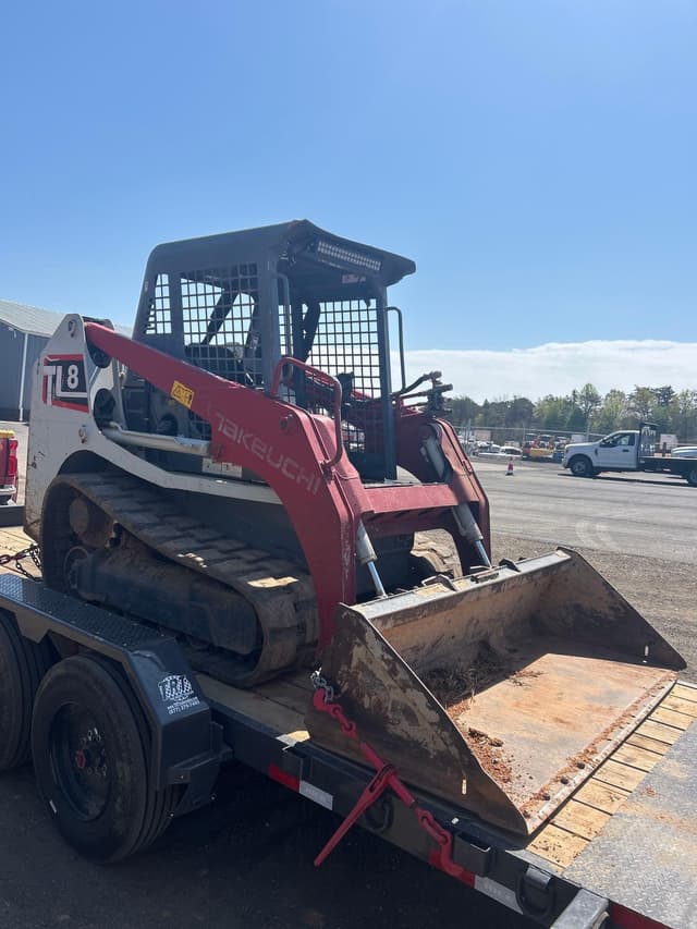Image of Takeuchi TL8 equipment image 2
