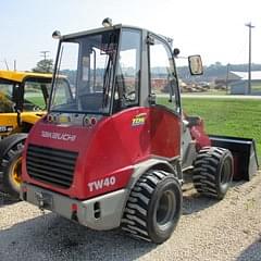 Image of Takeuchi TW40 equipment image 3
