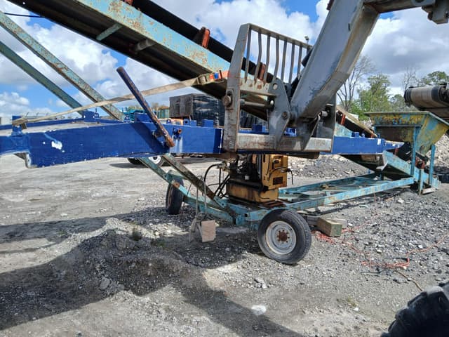 Image of Terex TH844C equipment image 4