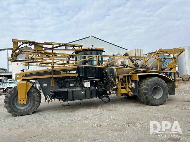 Image of Terra-Gator TG7300 equipment image 2