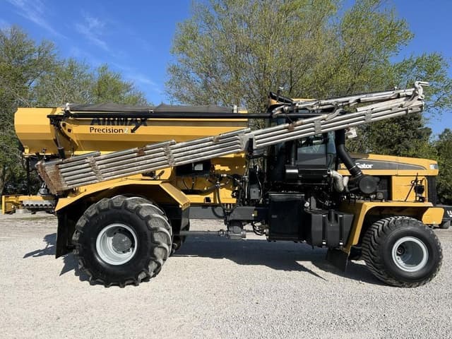 Image of Ag-Chem Terra-Gator 8400 equipment image 3