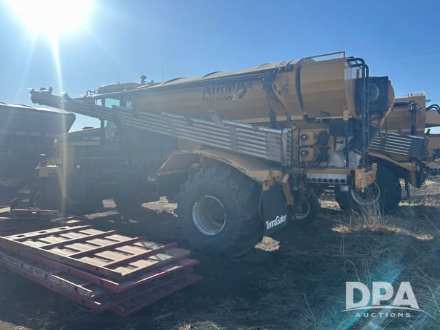 Image of Ag-Chem Terra-Gator 8400 equipment image 3