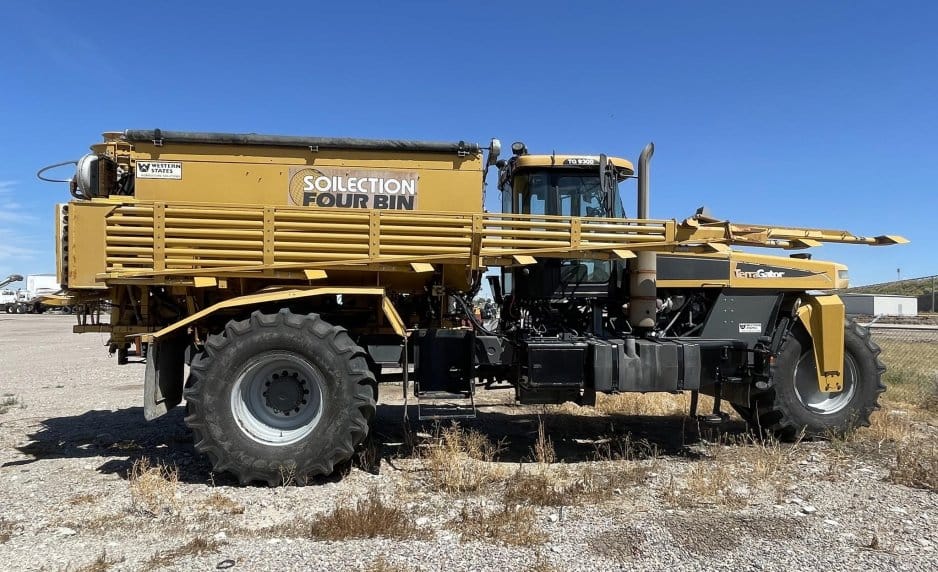 2014 Terra-Gator TG9300 Equipment Image0
